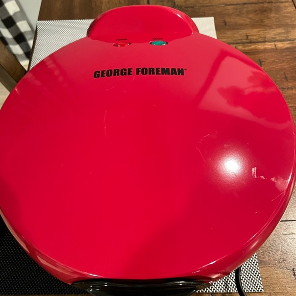 GEORGE FOREMAN Red Electric Quesadilla Maker - Picture 14 of 14